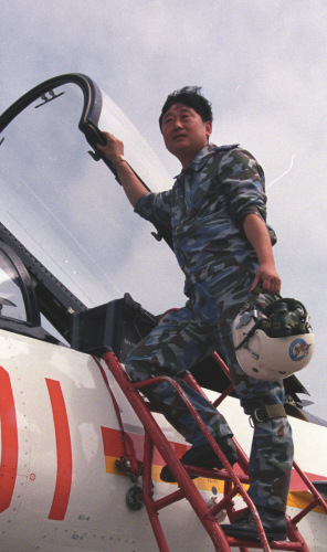 �й���-10ս����ϯ�Է�Ա��ǿ