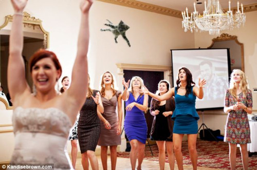 ����վ��������ع�������Ҫ���PSͼƬ����ͼ���Լ��ô�