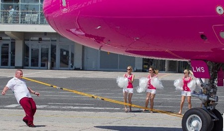 ����������ʿϣ���������ݽ�һ��180���Ŀտ�A320�ɻ�������39.2��