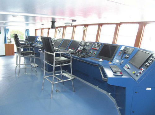 װ��һ�µļ�ʻ̨