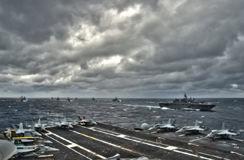 ���ռ���25�Һ�ĸս���ڳ����������ϰ(��ͼ)