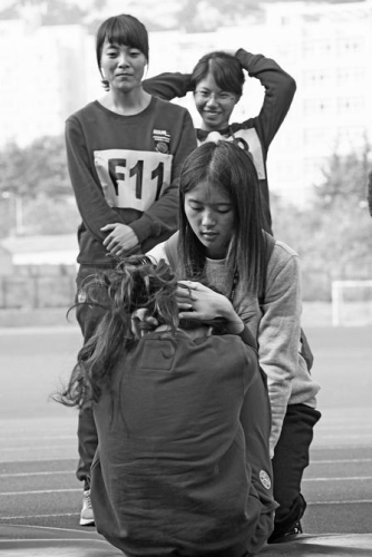 女子仰卧起坐测试 女子仰卧起坐测试