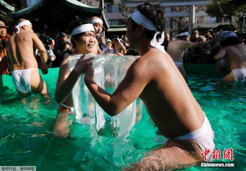 �������ձ��˺�������һ���飬��ս���弫�ޡ�