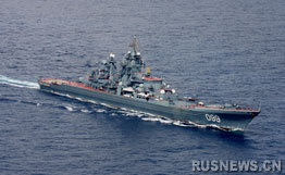 俄“彼得大帝”号核动力巡洋舰(原文配图) 俄“彼得大帝”号核动力巡洋舰(原文配图)