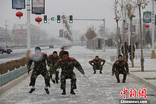 ���ڸչ��������������֧�ӡ����ϡ�Ͷ�붬�������У�Ϊ�������Ԯ�������ͼΪ�������ٱ���������ѵ����