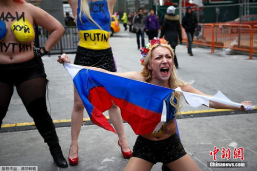  ��ЩŮ�Կ�������ȥ���£����ز���¶�����������ڿ���������ɫ��������ơ������־ٿ�������ǿ��Ǵ�����˹���ڿ������Ƶĸ�Ԥ��Ϊ�������������ں�Ҫ��������ŷ�ˣ�ֹͣ��̸�����ж�����