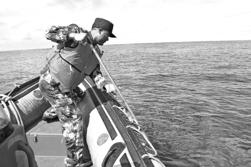 �����Ա��а��������̽·