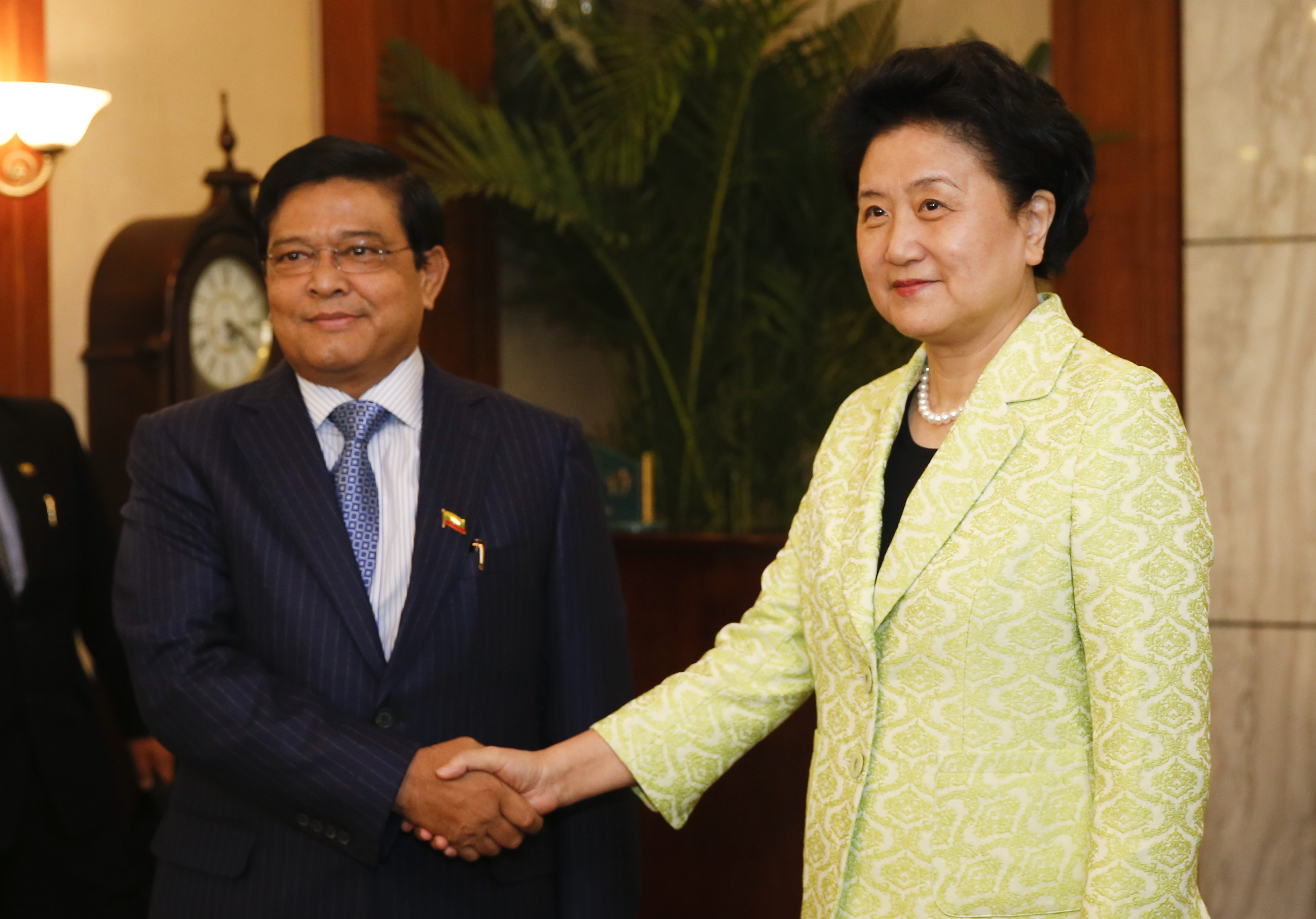 刘延东会见缅甸副总统年吞