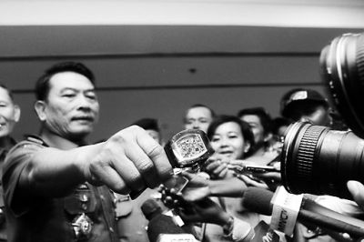 ӡ��˾���¶����չʾ��������