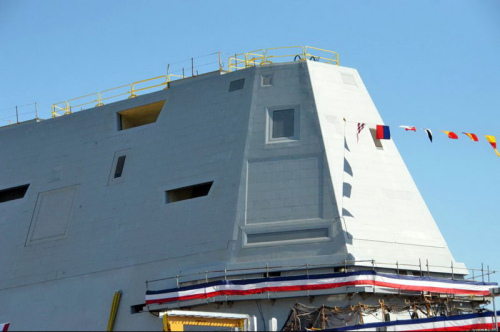 美军DDG-1000科幻战舰表面贴满“瓷砖”(组图) 美军DDG-1000科幻战舰表面贴满“瓷砖”(组图)