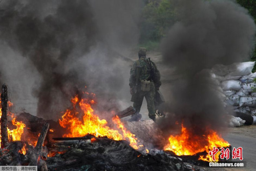 �ڿ������Ӵ�ٽ�������˹��ά��˹��