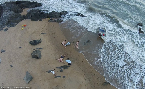 ����һ��Ŭ�����������ڽ������߾��ϰ���