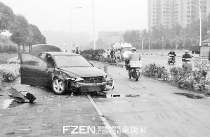 С��ײ�ϵ綯����Ծ���̻������������е���