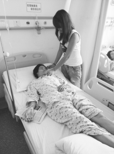 ����һ��ĸŮ��̲�������ಡ�����ƻ����˼���Ļ�����ĸ���ٴβ���