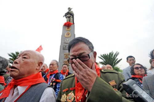 活着的英雄:那些志愿军老兵们(组图) 活着的英雄:那些志愿军老兵们(组图)