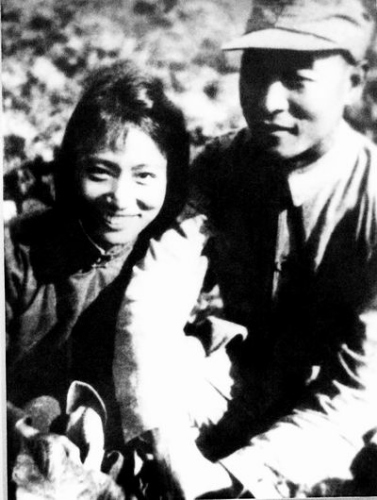 ��ѩ����������ӱ�ĺ�Ӱ