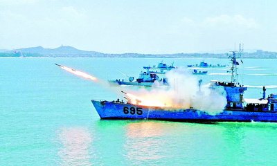 ��1985�꣬�������ͻ�ͧ����װ������������ΪӪ�����ƣ����Ϻ�Ϊ695��������������ĳ��Ǳͧ��ӡ�