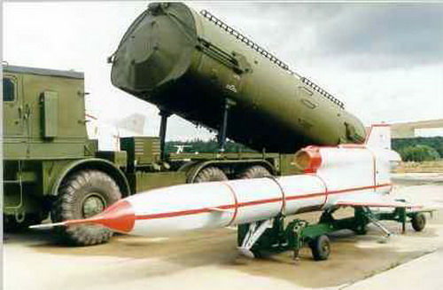 俄罗斯图-243无人机 (资料图) 俄罗斯图-243无人机 (资料图)