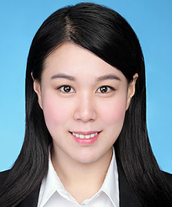 中国造梦者投资控股集团董事局主席钟凯琳(图) 中国造梦者投资控股集团董事局主席钟凯琳(图)