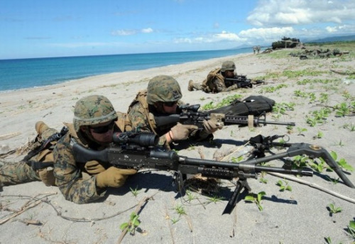 ����ͼ������M240��ǹ