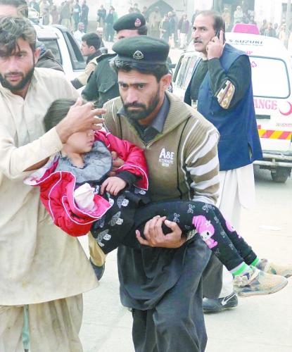  ͼΪ�ڰͻ�˹̹�ֲ�Ϯ���¼������˵Ķ�ͯ��