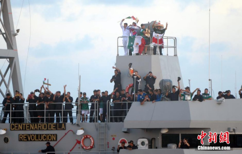 ����ʱ��7��28�գ� ����̫ƽ��-2014����ϰ������ϰ�׶νӽ�β����175.1�����̫ƽ�������ĺ�����к���ͨ���㣬���ݵ��й���������ī���罢ͧ���ຽ��ͨ�����������ʺ�ͼΪī��������Ž�Ա�ظ������绶�Ƚ��ա�<a target='_blank' href='http://www.chinanews.com/'>������</a>�� ë���� ��