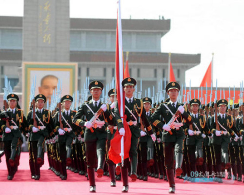 媒体称中国今年将举行大阅兵 揭秘背后