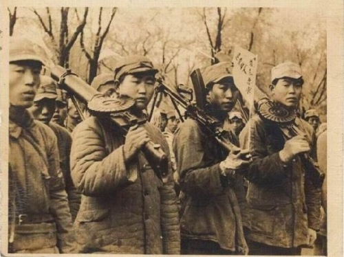 旧照中八路军的抗战武器.