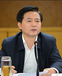 马承祖任江西上饶市代市长图简历