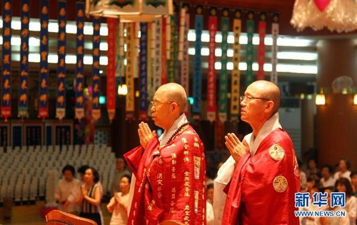 8��20�գ��ں����׶��׶���������̨������Ժ�����ⳤ��(��һ)Ϊ���ը�¹������߳��ȷ�������������գ��󺫷����̨������������̺�ƽ��չЭ�����׶������¹�ͬ�ٰ����ը�¹������߳��ȷ��ᣬ���������߰�Ϣ���������տ������»������Ҧ������