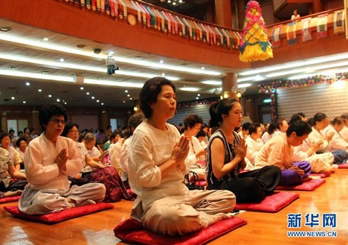 8��20�գ��ں����׶��׶������������ͽΪ���ը�¹�����������������գ��󺫷����̨������������̺�ƽ��չЭ�����׶������¹�ͬ�ٰ����ը�¹������߳��ȷ��ᣬ���������߰�Ϣ���������տ������»������Ҧ������