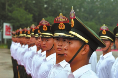 ð�꼯��ѵ��������ʱ��������˼����