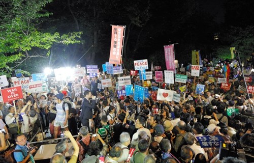 民众抗议现场。 民众抗议现场。