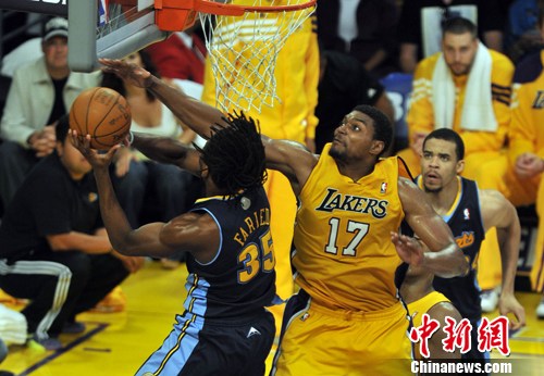 ����ͼ������ķ(��)��<a target='_blank' href='http://www.chinanews.com/'>������</a>�� ë���� ��