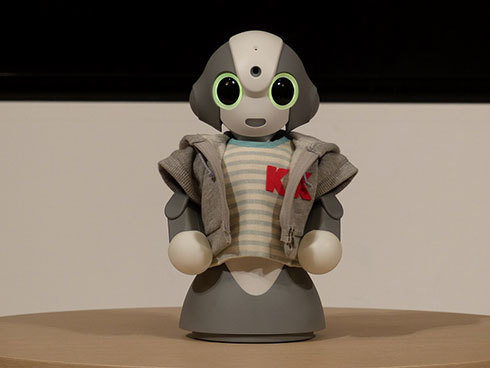 日本推出新款机器人可据顾客喜好推荐商品服务