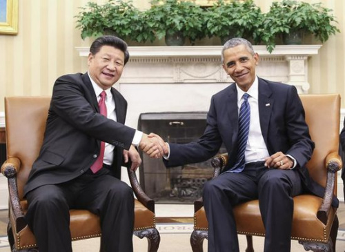 9月25日,国家主席习近平在华盛顿同美国总统奥巴马举行会谈。 新华社图 9月25日,国家主席习近平在华盛顿同美国总统奥巴马举行会谈。 新华社图