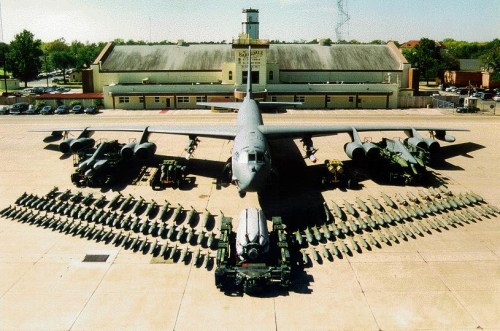 ����ͼ��B-52��ը��