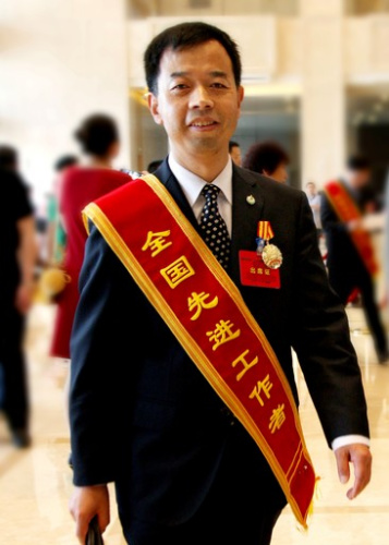 展示锋芒技术创新百炼成钢   ——记中航工业自控所所长宋科璞(之二)