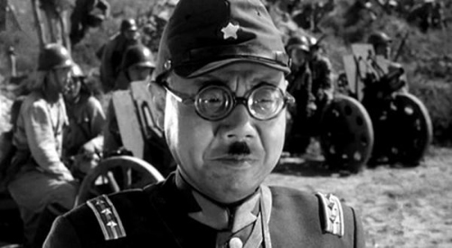 图说:王孝忠扮演的《地道战》中的山田中队长.