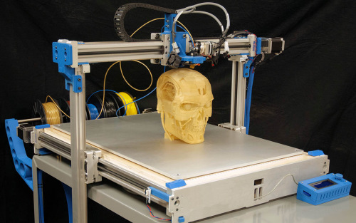 3D打印再写医疗新里程 男子植入打印椎骨重获