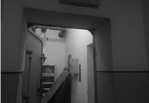 其实警察也很想知道,小李给老板开车的那一个月到底发生了什么事