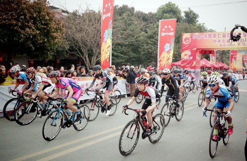 精英赛出发 精英赛出发