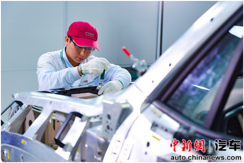 ���ݹ���������Ա�����������ʼ�