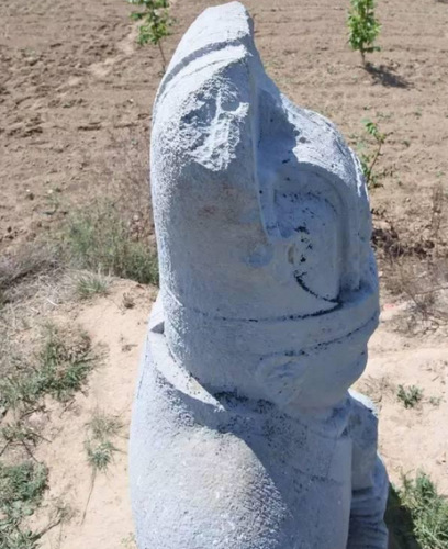 �����г�����ϴ���ʯ����Ƭ