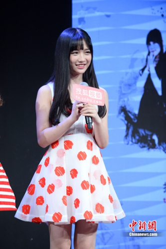 snh48成员参演《贴身校花》 张语格自曝没谈过恋爱