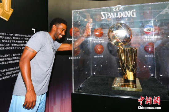 资料图:康利 <a target='_blank' href='http://www.chinanews.com/'>中新社</a>发 富田 摄 资料图:康利 <a target='_blank' href='http://www.chinanews.com/'>中新社</a>发 富田 摄