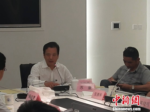 李敬泽在发言。上官云 摄 李敬泽在发言。上官云 摄