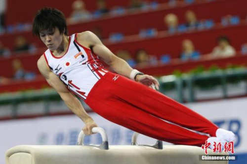 资料图:内村航平。<a target='_blank' href='http://www.chinanews.com/'>中新社</a>发 盛佳鹏 摄 资料图:内村航平。<a target='_blank' href='http://www.chinanews.com/'>中新社</a>发 盛佳鹏 摄