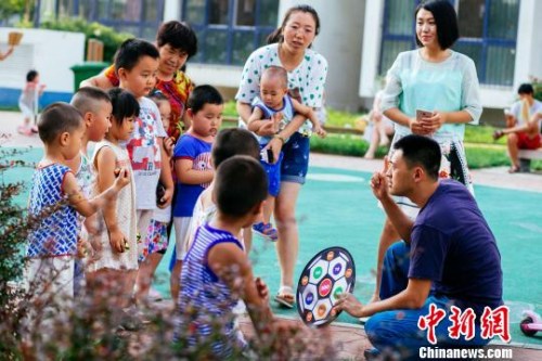 Ϊ�˺�Ů�����ģ�������Ů����С����Ƕ����ˡ������ѡ�����Ǯ�� ��