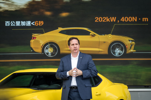 ͨ�������й���Ƹ��ܲ�Ken Parkinson�ֳ�����ѩ���������������޲�Ʒ����